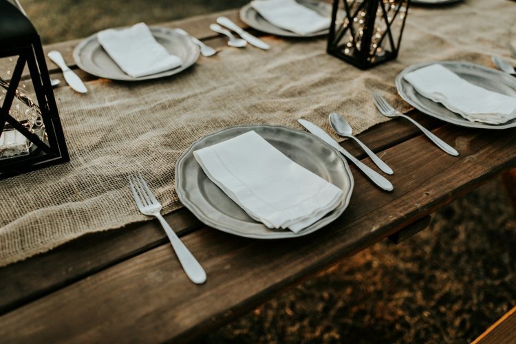 The Art of Table Setting: How to Use Rice Paper Napkins for Stunning Decor