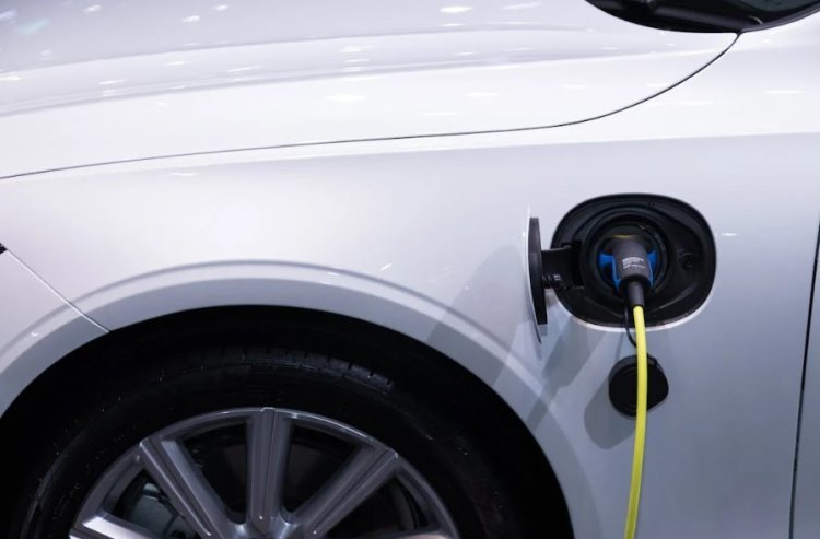 Revolutionizing EV Charging: How TeslaVolts Empowers Operators for a Greener Future