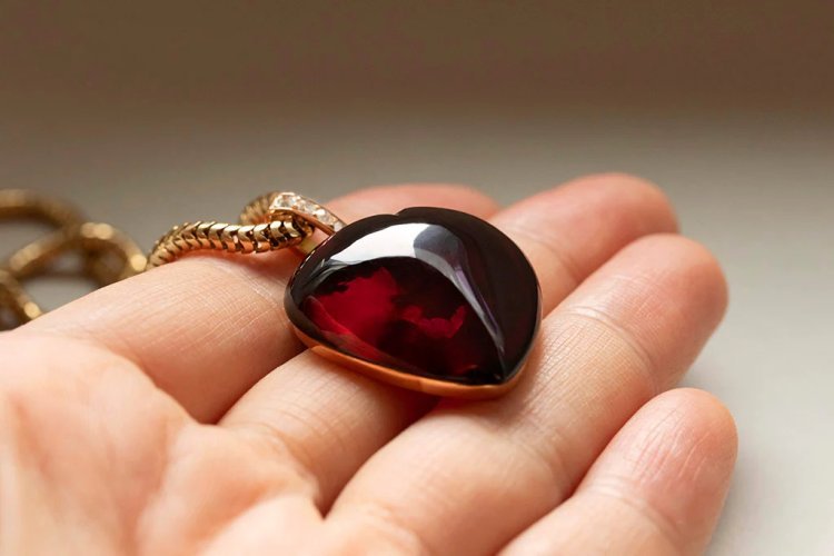 Why Must You Consider Gemstone Jewelry for Special Occasions?