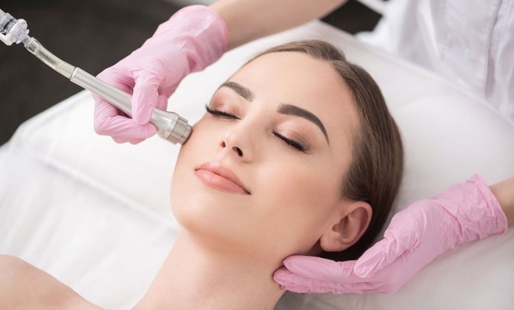 A Bride’s Guide to Radiant Skin: Pre-Wedding Skin Care Tips and Treatments from Expert Skin Care Services in Tampa Bay