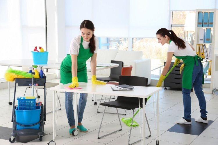 Explore the top maid services near me by Urban Mop for a clean and organized home