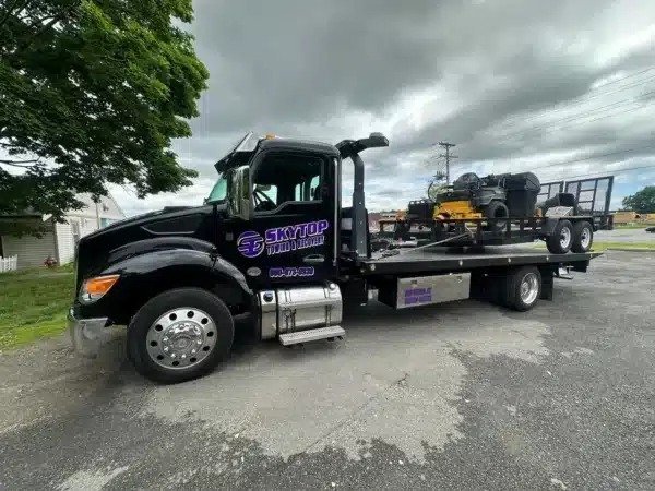 Reliable Towing Solutions in Bristol, CT: Medium Duty Towing, Flatbed Services, and More